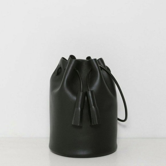 Building Block Bags Nwt Building Block Bucket Bag In Black Poshmark